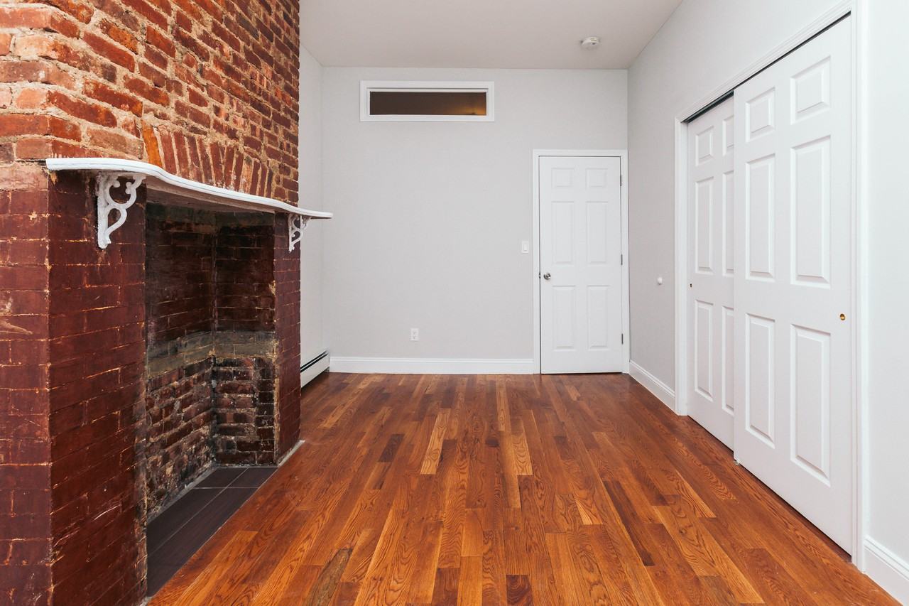 296 Stanhope Street #39FB