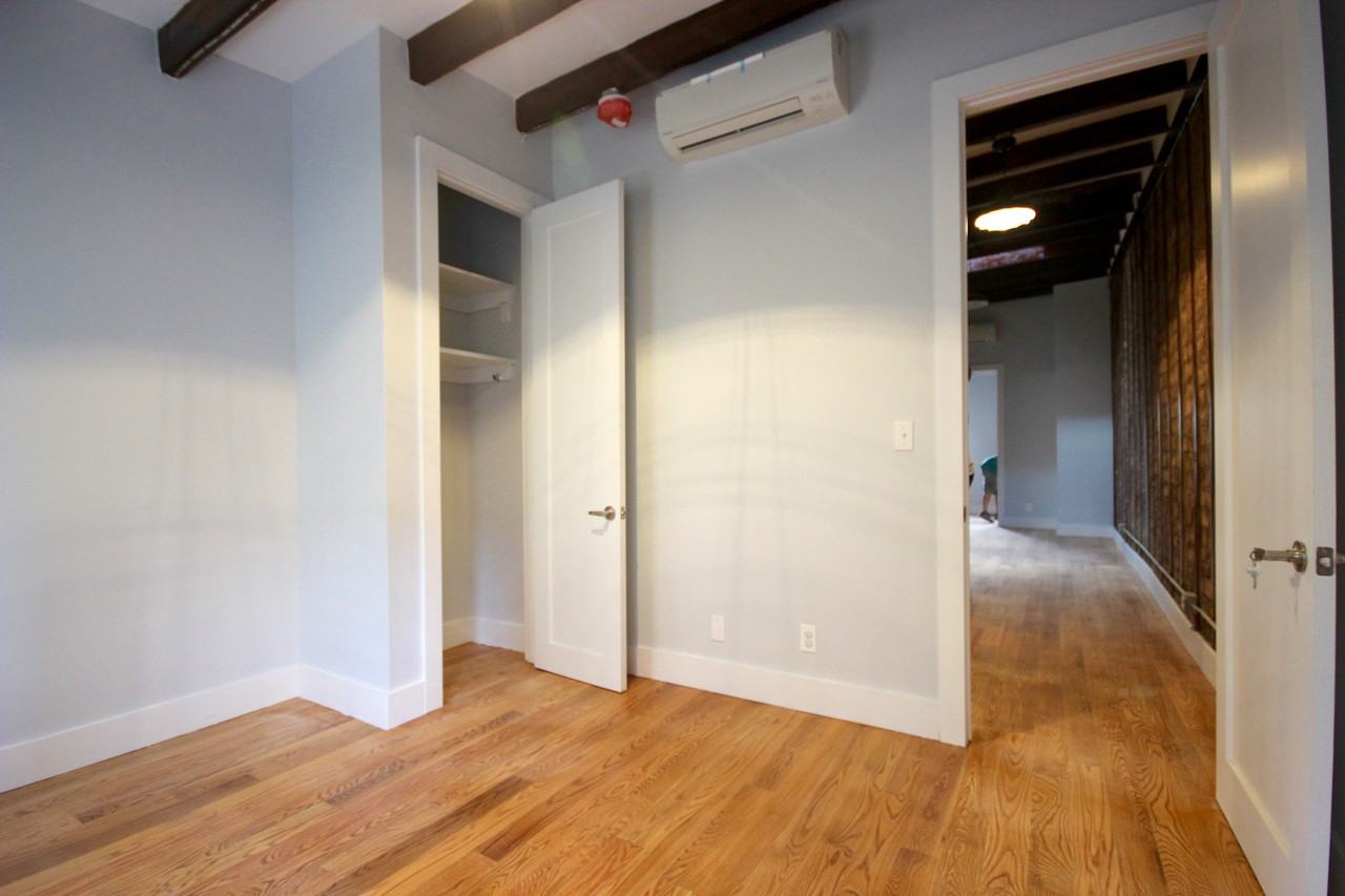 31 Montrose Avenue #31RK