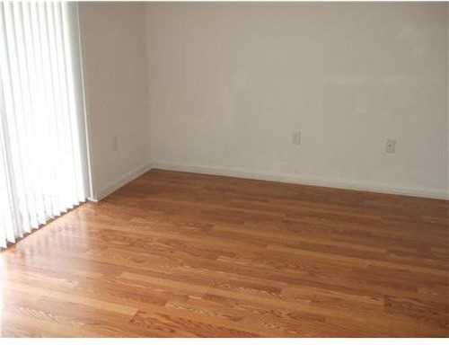 5605 Azalea Cir - Photo 3 of 4