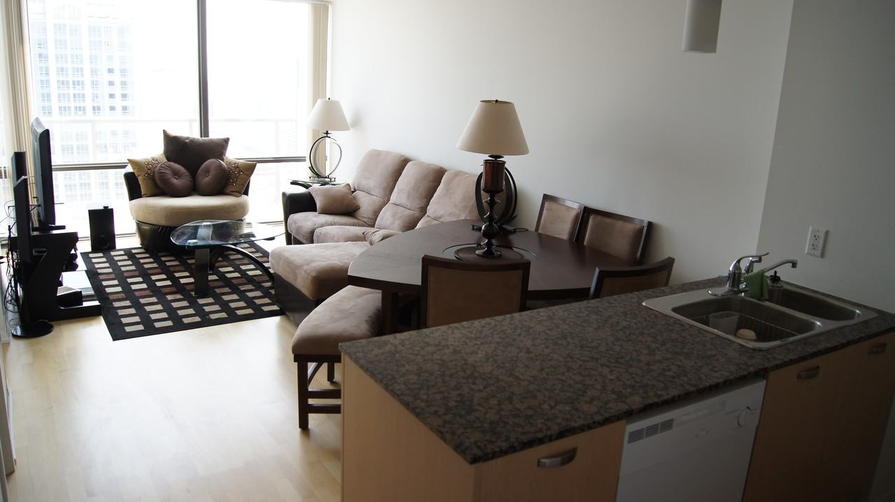 38 Grenville Street #4504