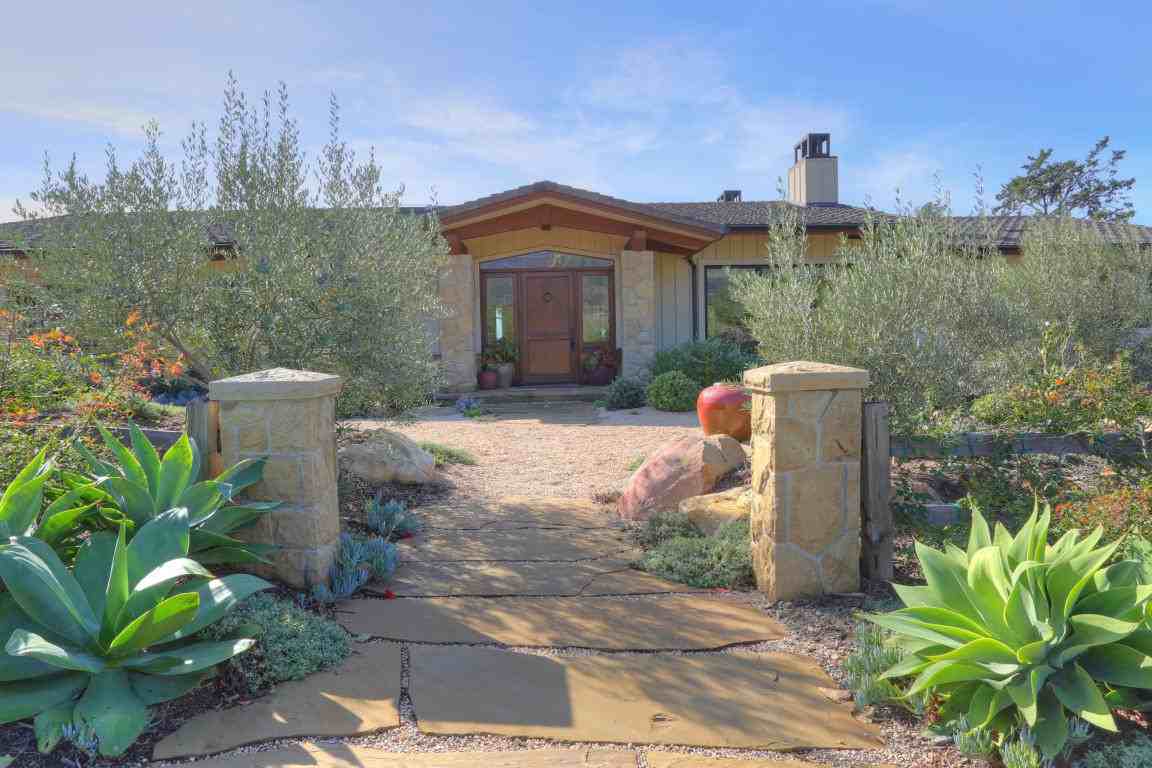 20 Las Alturas Cir - Photo 2 of 9