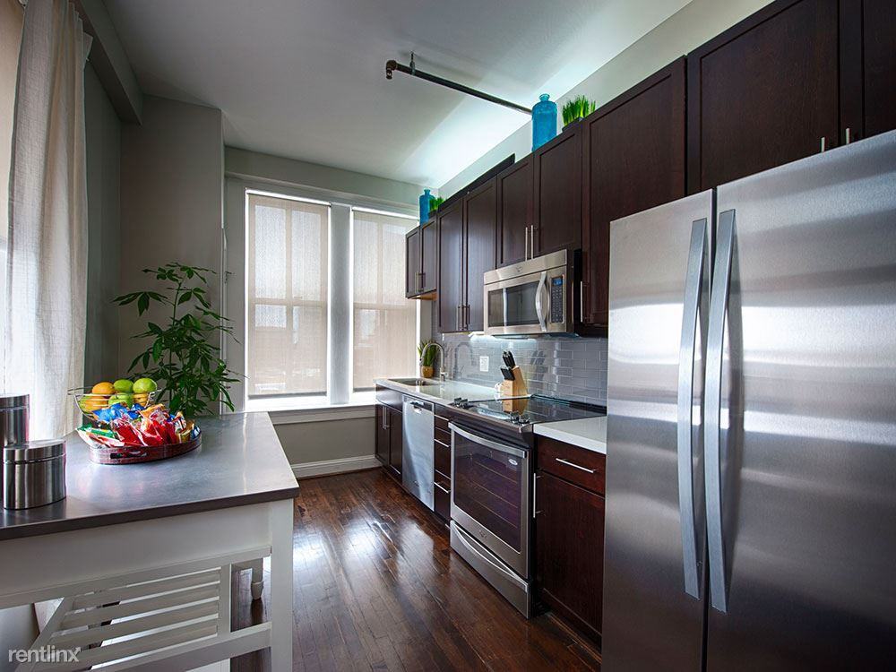 3882 Houston - Photo 3 of 10