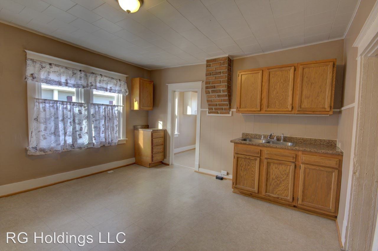 224 1st Ave - Photo 2 of 23