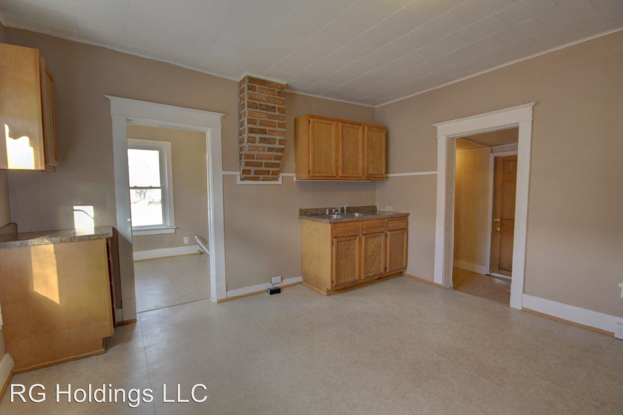 224 1st Ave - Photo 3 of 23