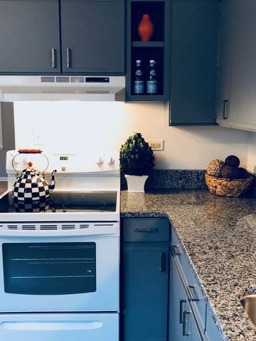 4392 Central Ave #A - Photo 3 of 18