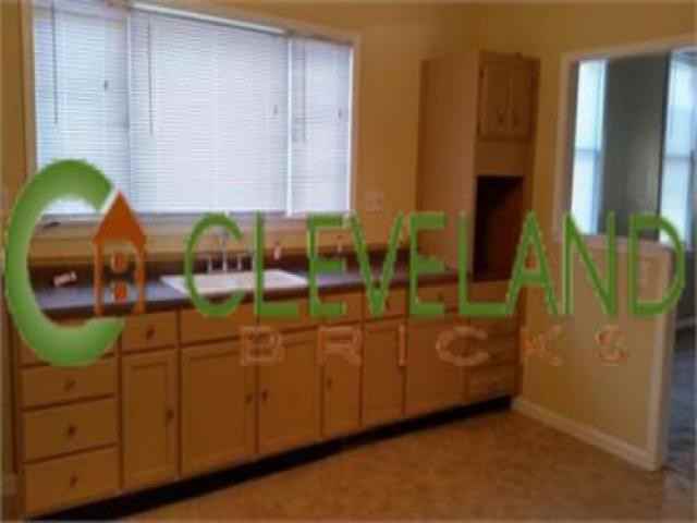 3473 W 54th St - Photo 3 of 6