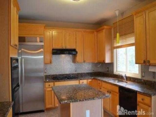 5724 Majestic Oaks Dr - Photo 2 of 6