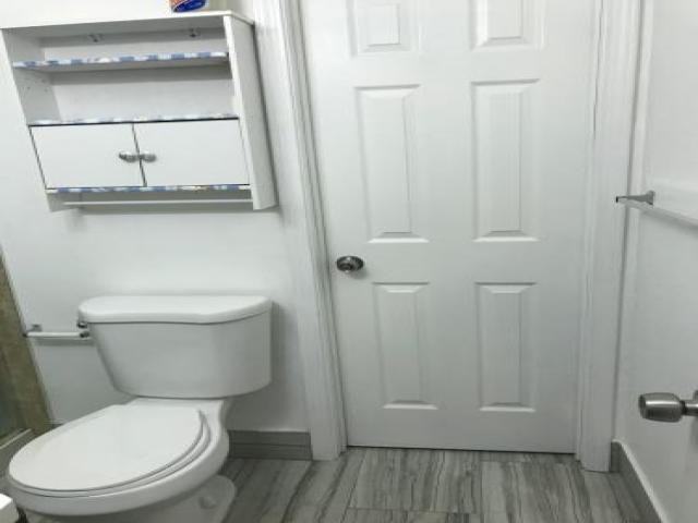 2918 Stanhope Dr - Photo 2 of 6