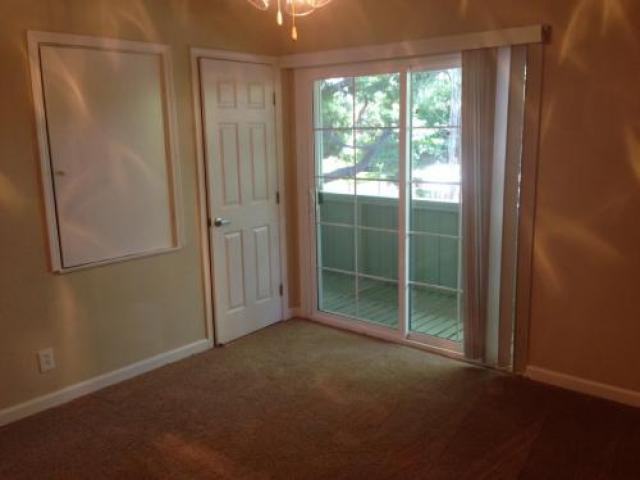 734 Sutter Ave - Photo 3 of 6