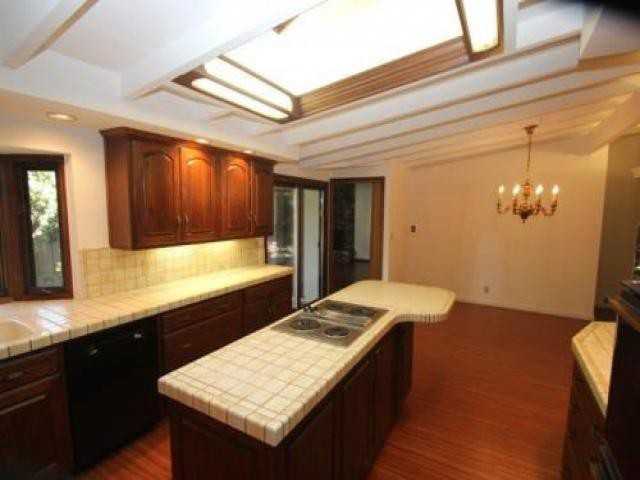 3669 Ross Rd - Photo 2 of 6