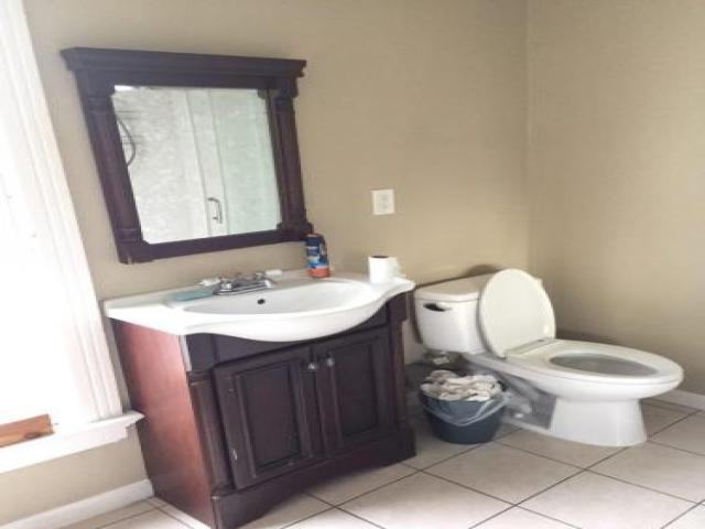 375 E St James St - Photo 3 of 6