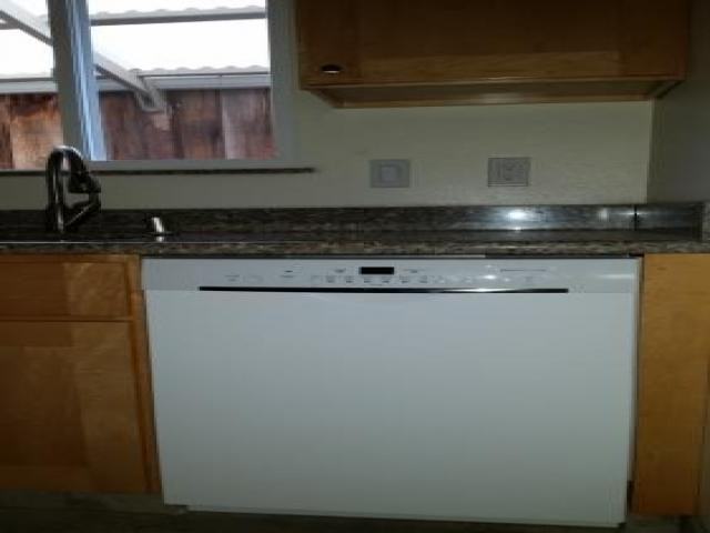 1110 Leigh Ave - Photo 3 of 6
