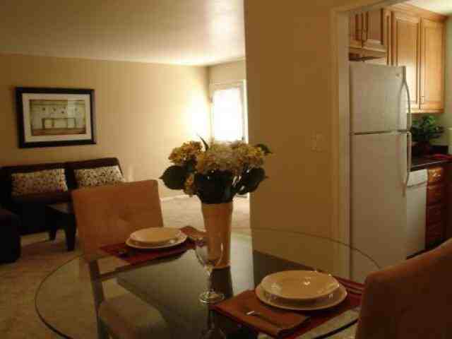 366 W Olive Ave - Photo 2 of 5