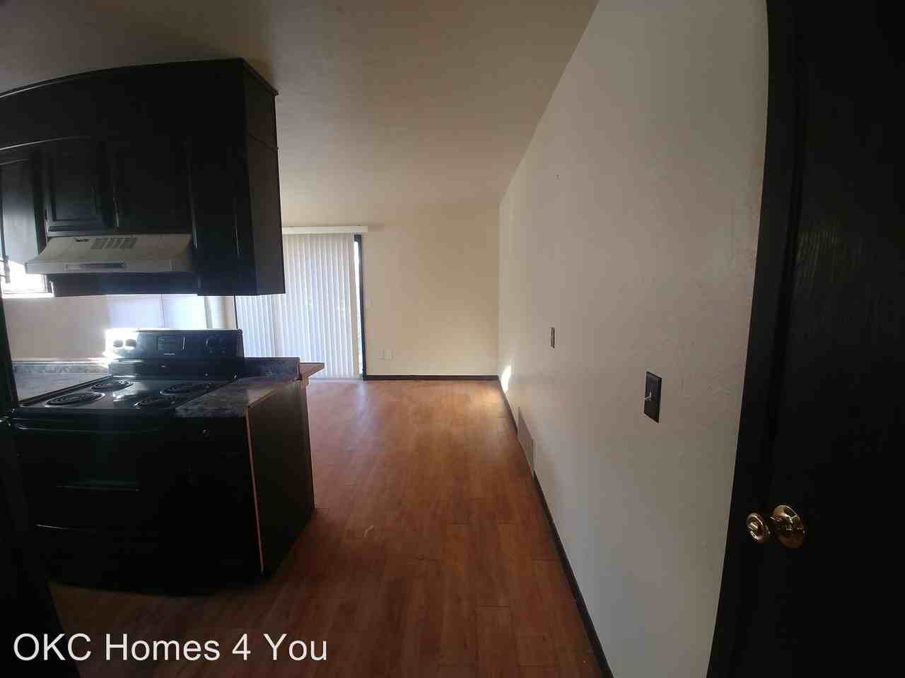 709 NW 114th St - Photo 3 of 16