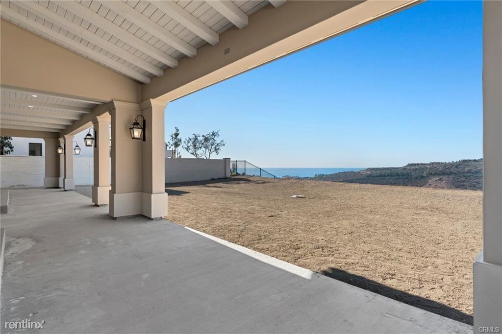 1 Spinnaker - Photo 3 of 14