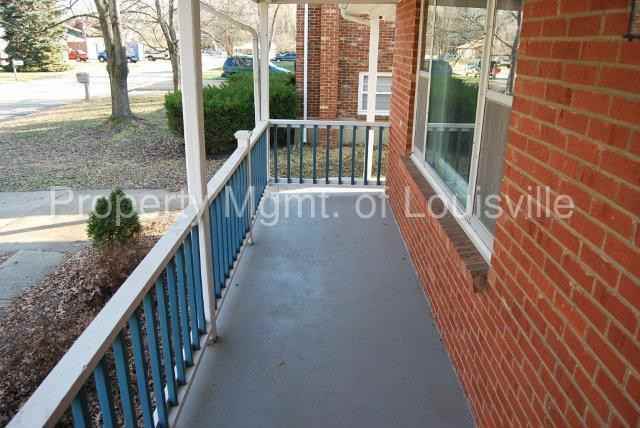 1705 Flintlock Dr - Photo 2 of 12