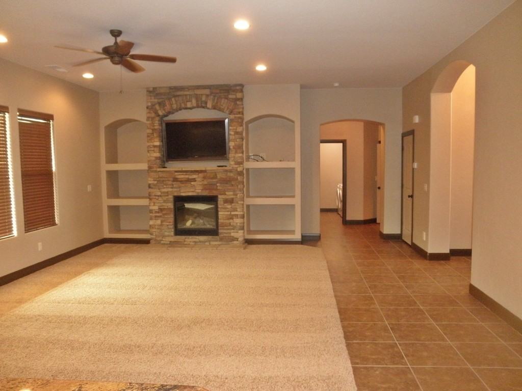 678 Rainier Dr - Photo 3 of 18