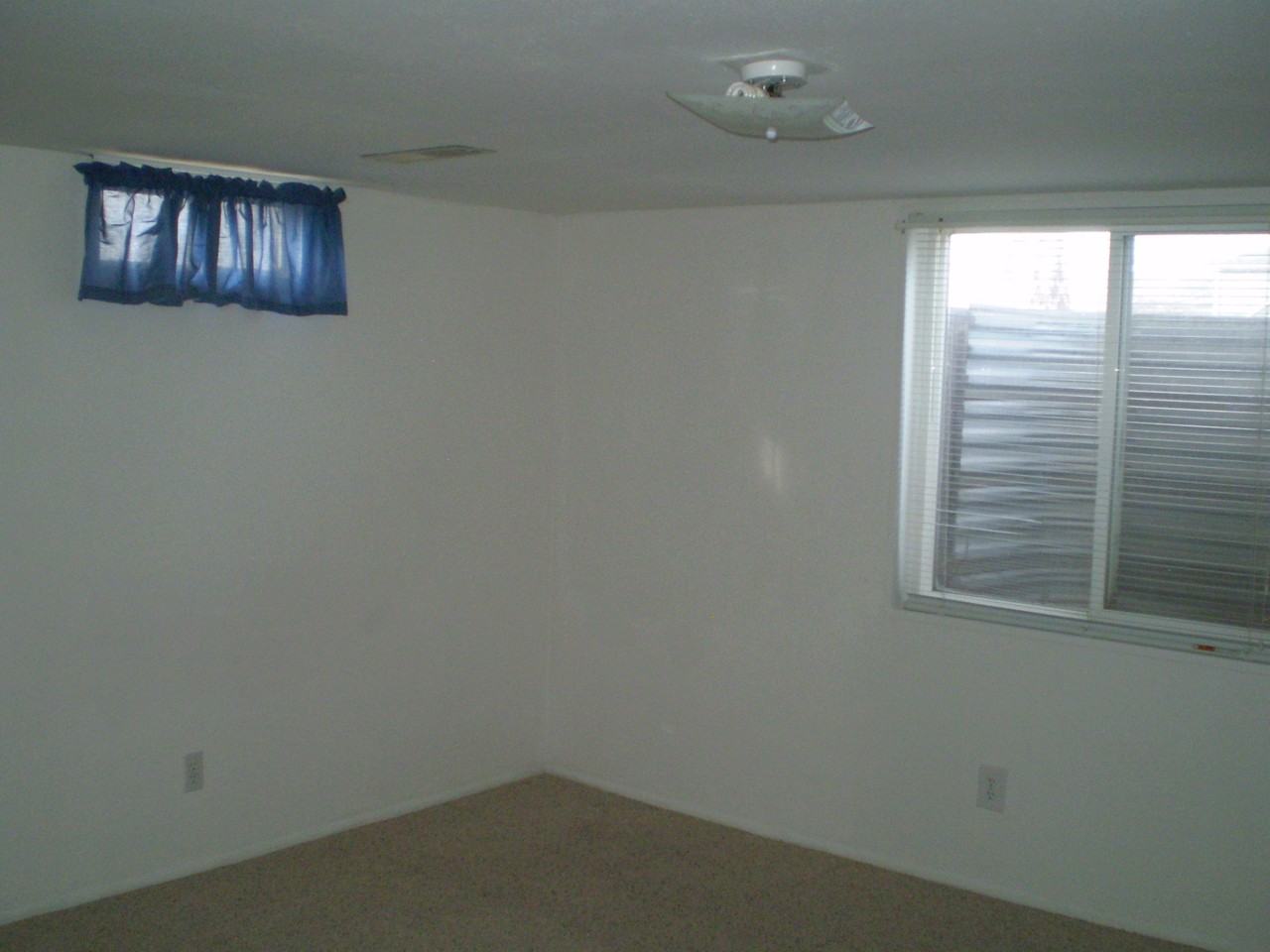 610 Warren Ave - Photo 2 of 8