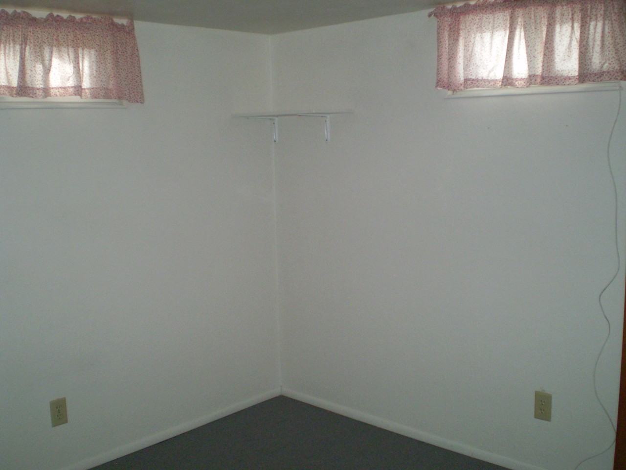 610 Warren Ave - Photo 3 of 8