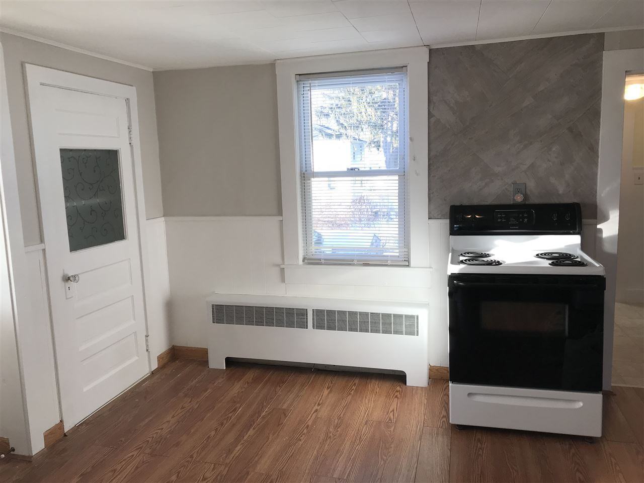 65 Underhill St - Photo 3 of 11