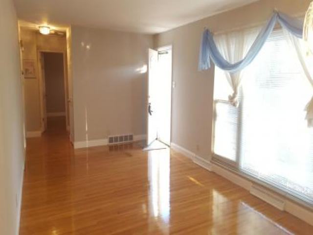 8917 Comanche Dr - Photo 2 of 6