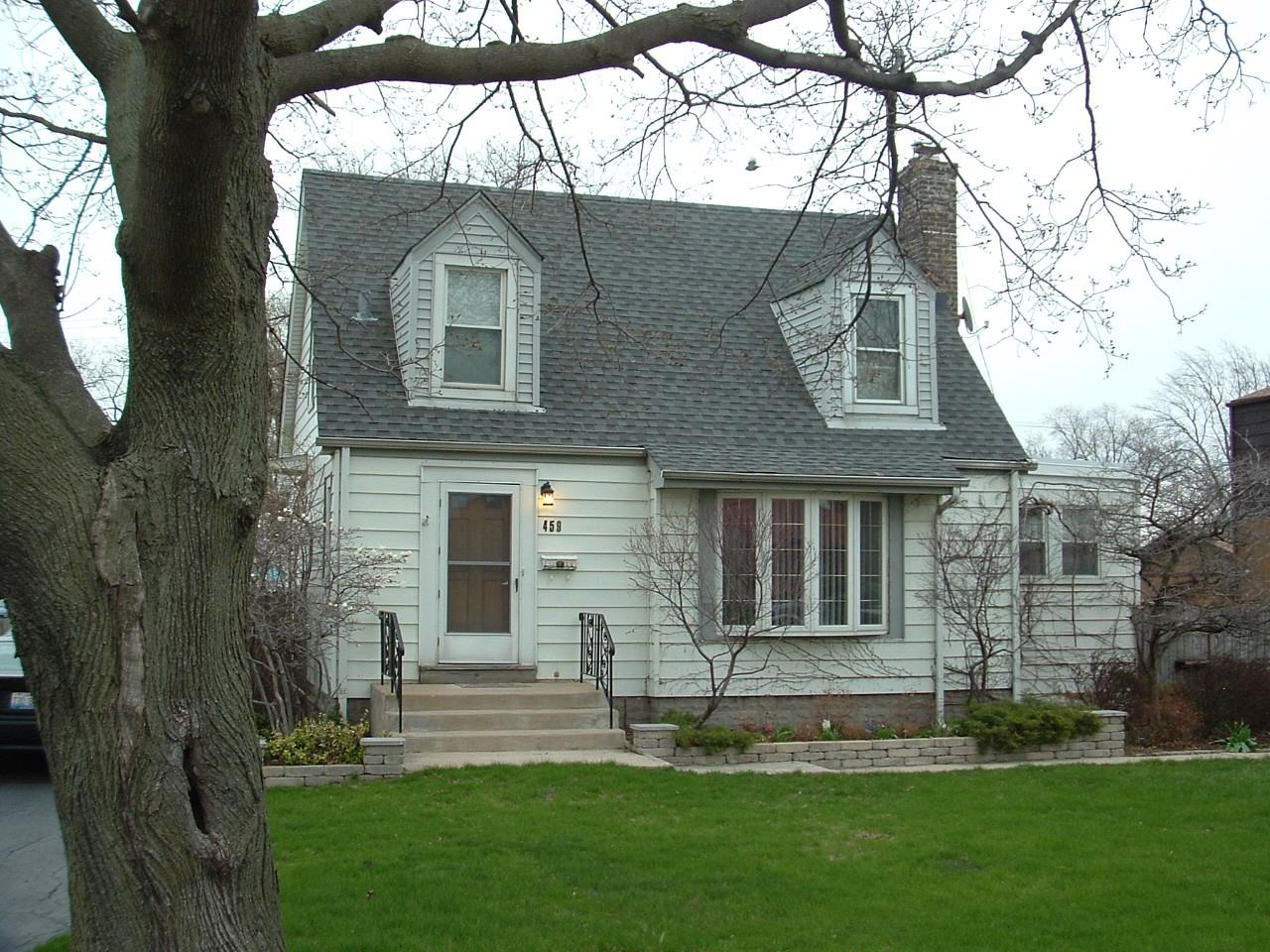 459 Wolf Rd - Photo 2 of 9