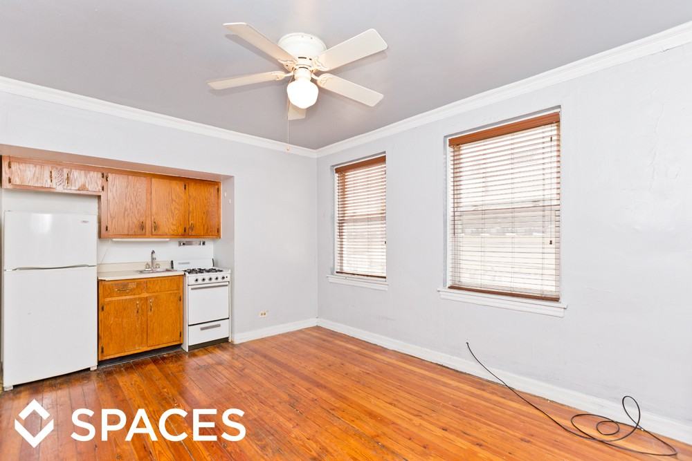 4060 North Kenmore Avenue