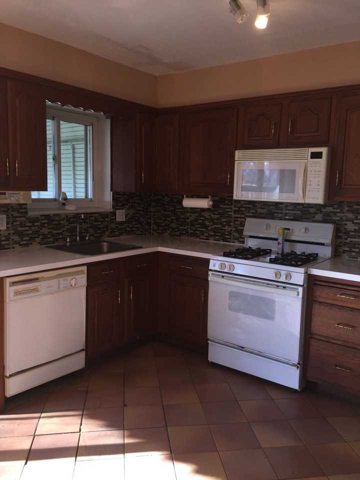 1111 Ellsworth Avenue - Photo 3 of 14