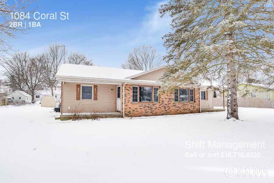 1084 Coral St - Photo 2 of 19