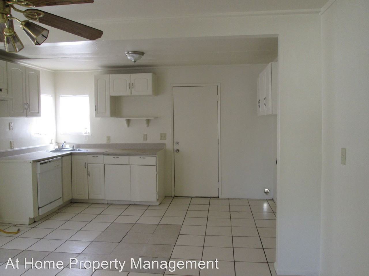 2311 Berger St - Photo 2 of 4