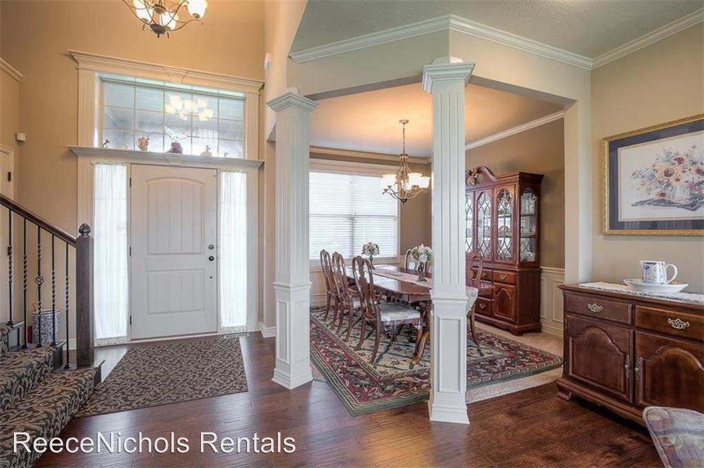 2417 SW Cabin Camp Ln - Photo 3 of 21