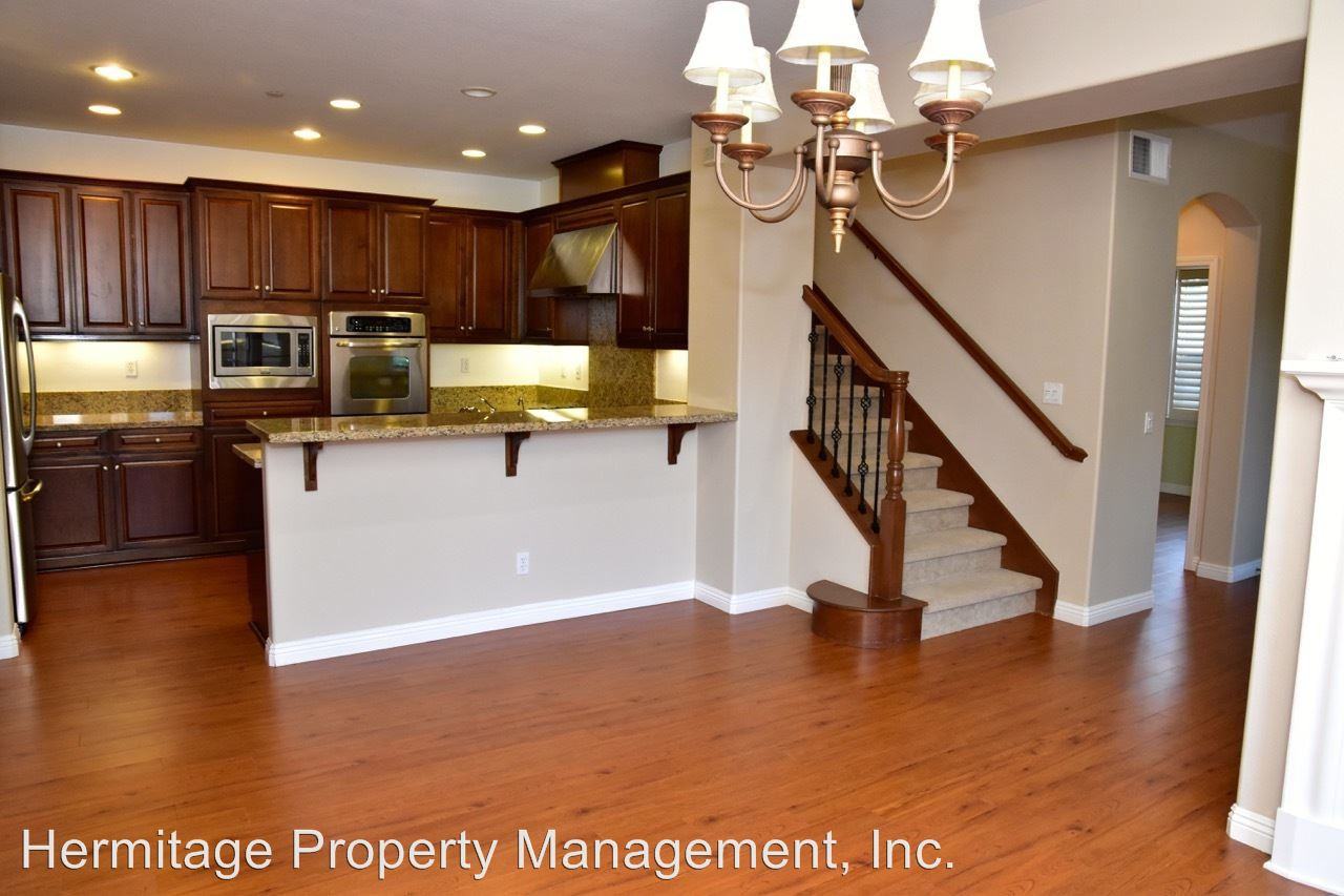15 Herringbone - Photo 2 of 25