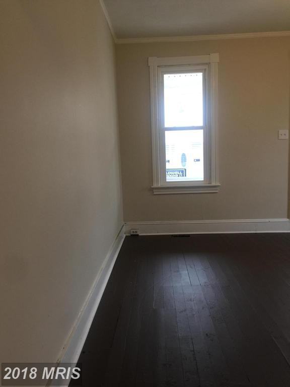 252 S Mulberry St - Photo 3 of 17