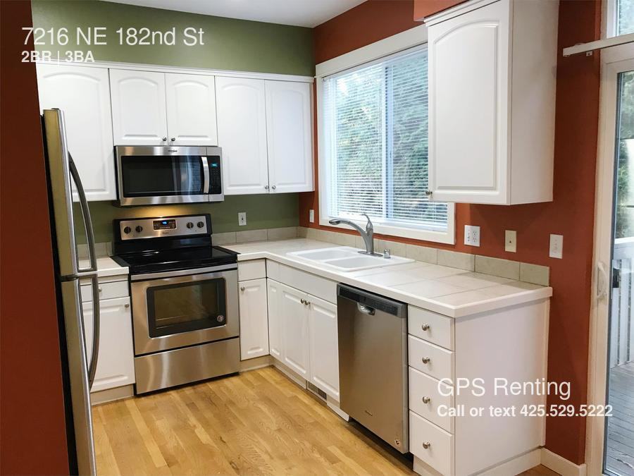 7216 NE 182nd St - Photo 3 of 21