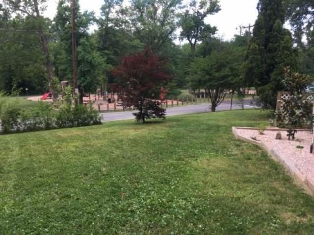 8807 56th Ave - Photo 3 of 6