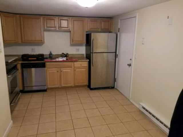 870 Haverhill St - Photo 2 of 4