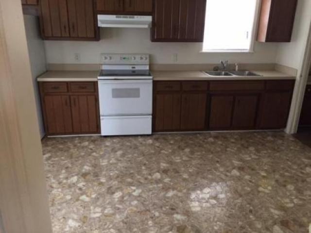 510 Longview Rd - Photo 3 of 6