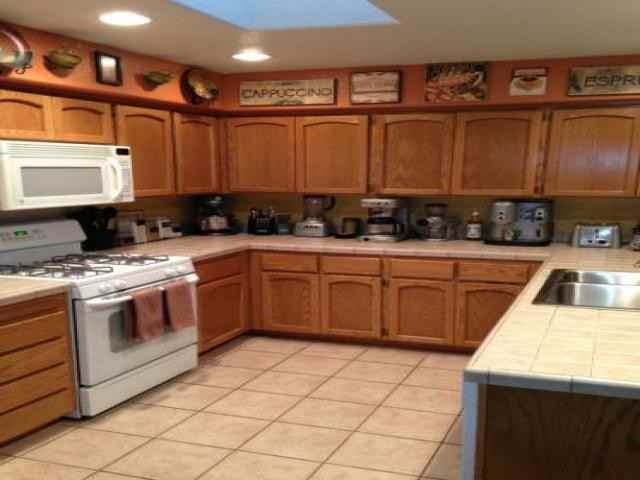 2667 S El Capitan Ave - Photo 2 of 6