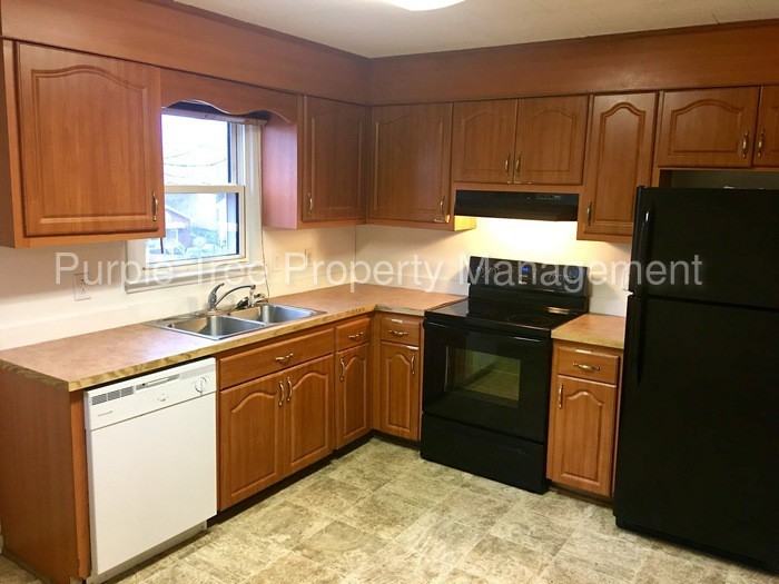 524 7th St SW - Photo 2 of 7