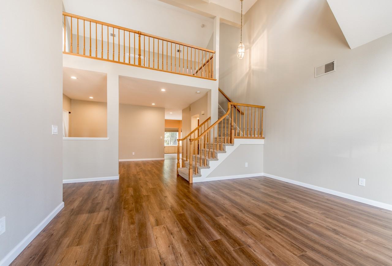 1615 Deluca Dr - Photo 3 of 20