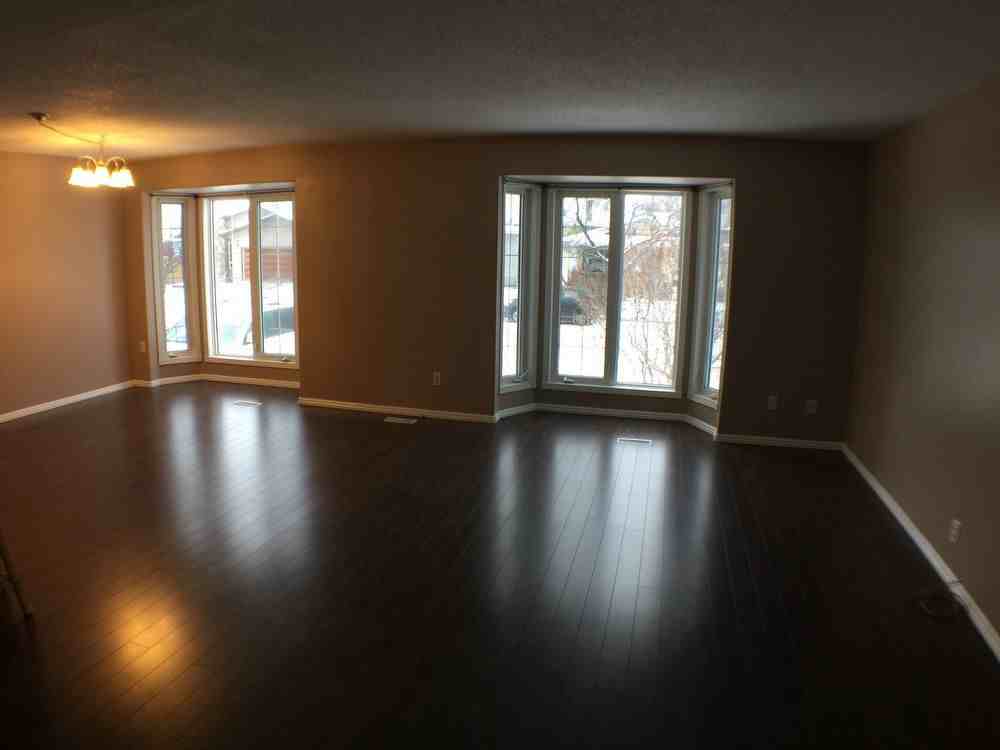 160 Erindale Rd - Photo 3 of 15