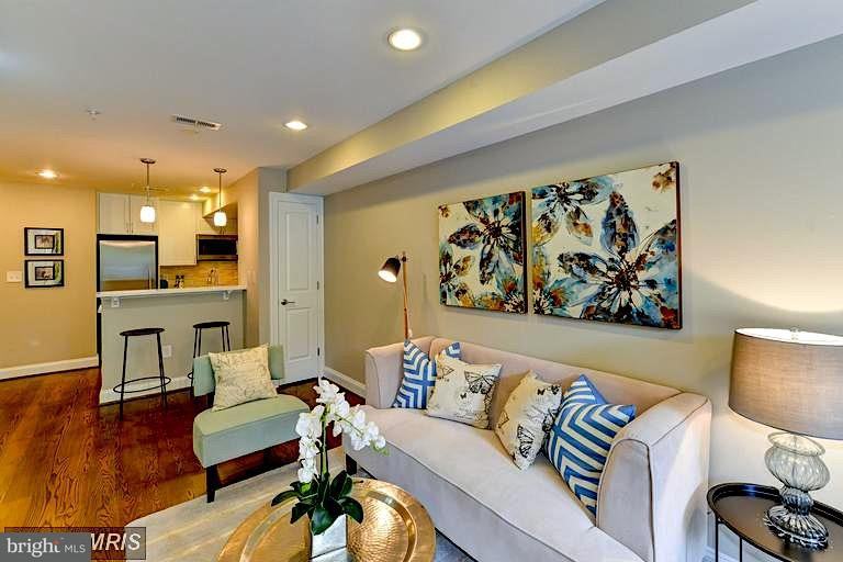 1823 S St NW #2 - Photo 3 of 25