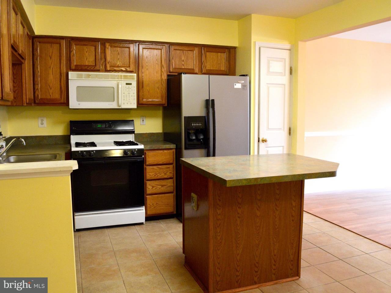 12732 Town Center Way - Photo 3 of 19