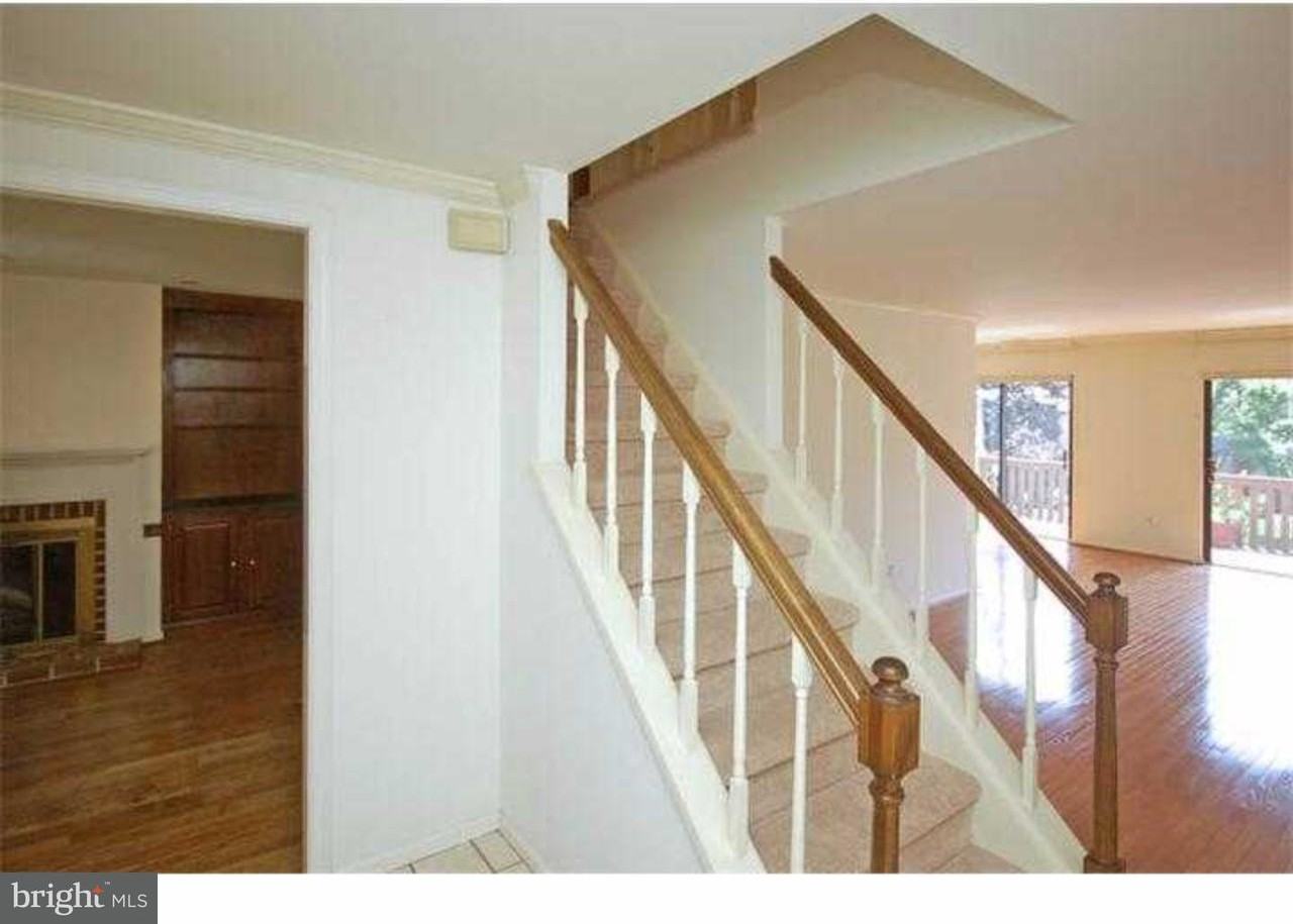 354 Paoli Woods Dr - Photo 3 of 10