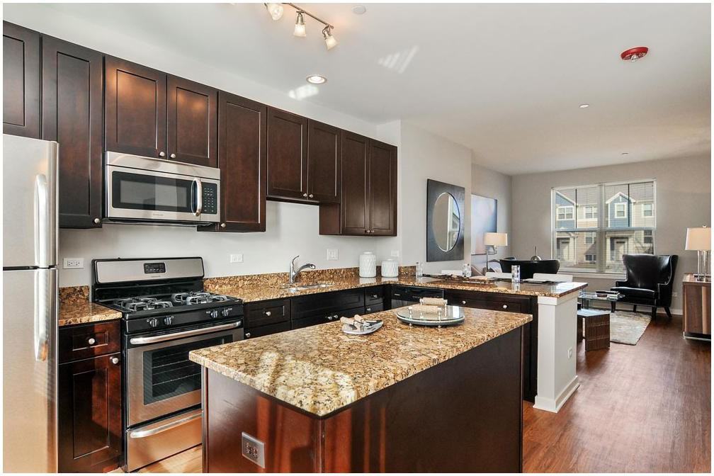 The Oaks of Vernon Hills - Photo 3 of 20