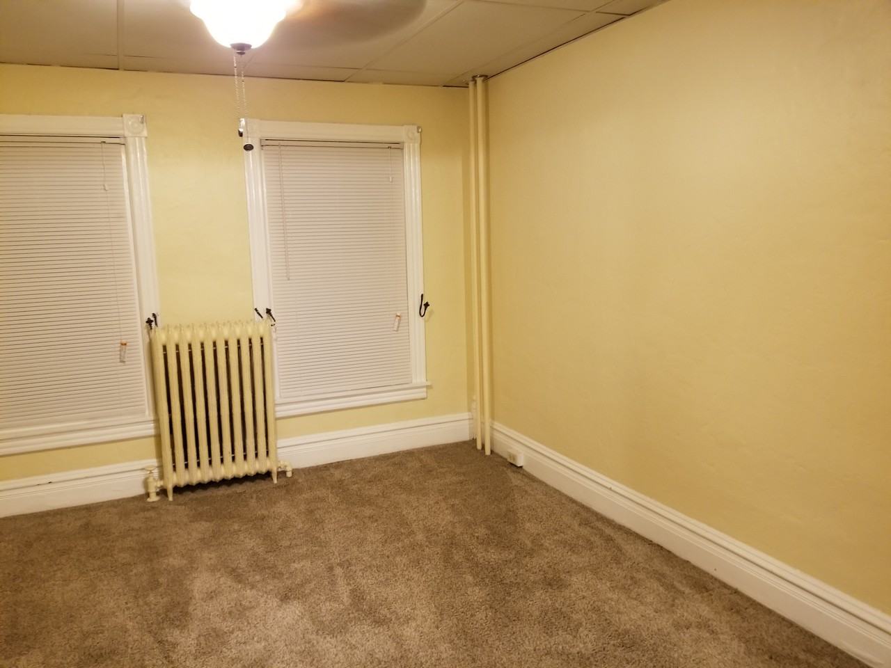 634 Walnut Street 1, Emmaus, PA 18049 1 Bedroom Apartment for Rent