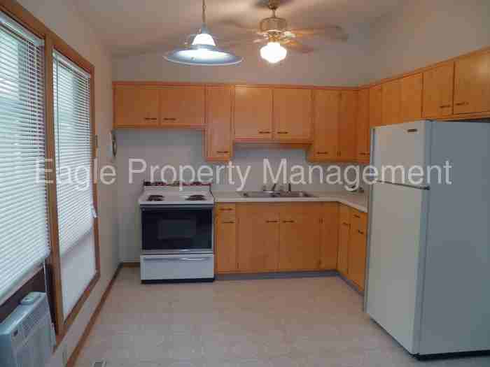 287 13th Street Northwest - Photo 2 of 9