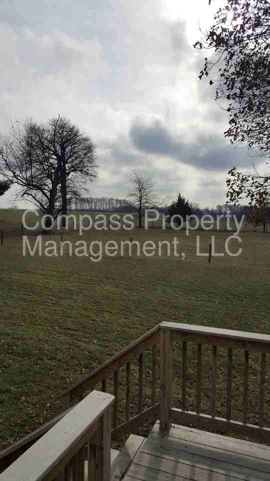 4225 Newark Rd - Photo 2 of 20