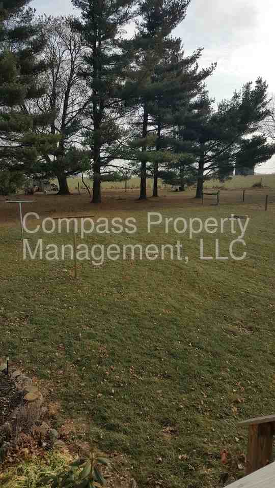 4225 Newark Rd - Photo 3 of 20