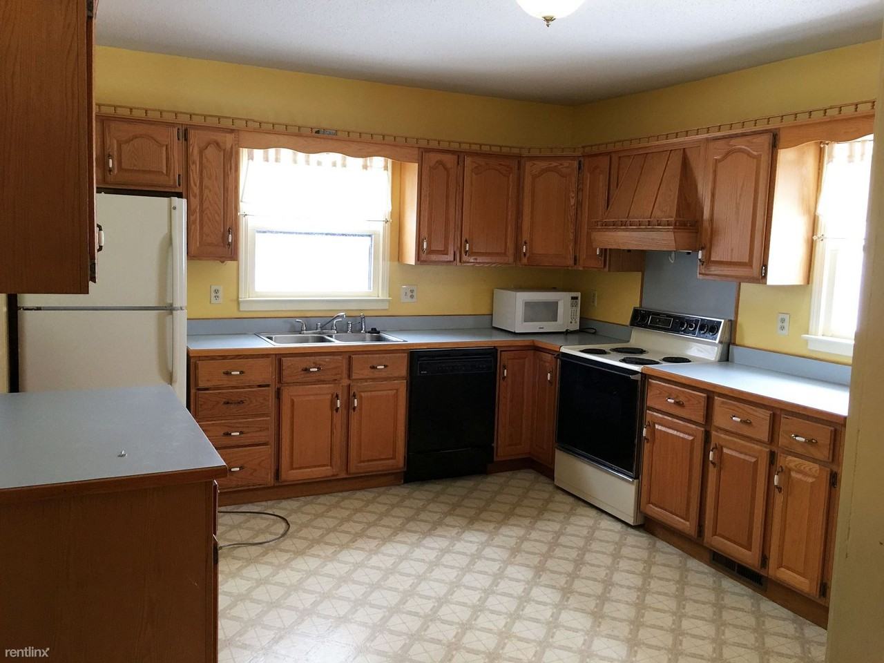 312 Wilcox St - Photo 2 of 18